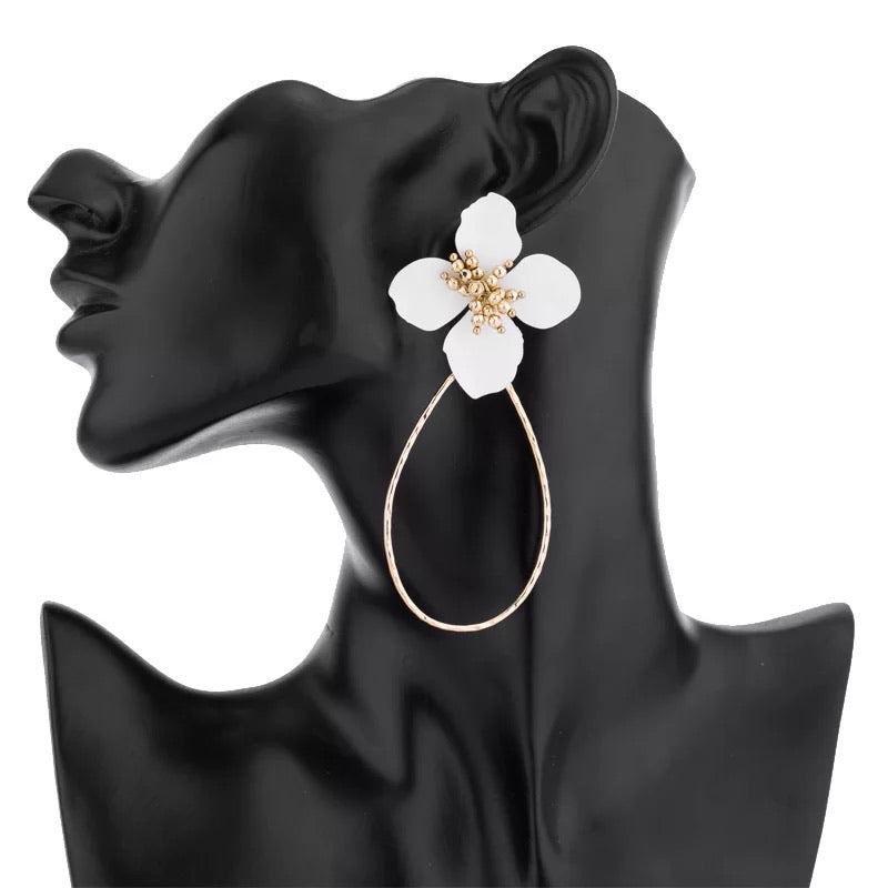 FLEUR STATEMENT EARRINGS